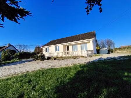 nichée au cœur de la nature  cette maison de plain-pied à saint-barthélemy est un véritabl