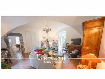 maison de 9 pièces de luxe en vente à romagnat  auvergne-rhône-alpes