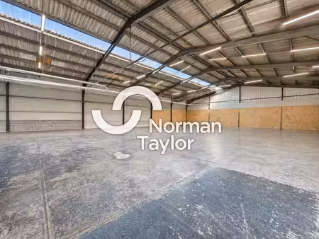 location local d’activités tarnos 40220 730m²