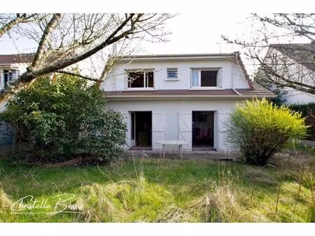 centre-ville  maison 4/5 chambres avec jardin et garage