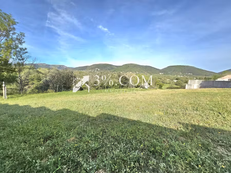 terrain de 1148 m2 non viabilisé -plein sud et vue dégagée