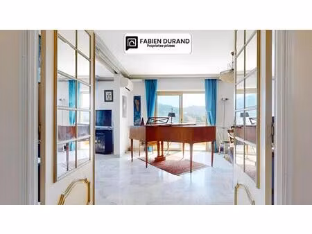 superbe 4 pièces dernier étage vue panoramique sur tout cannes avec garage