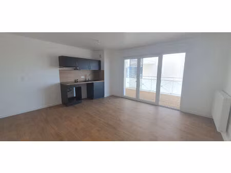 appartement les sables d olonne 3 pièce(s) 63.05 m2