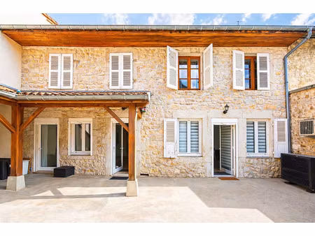 vente maison 7 pièces 200 m² arbent (01100)