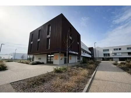 vente bureaux 45 m² à 706 m²