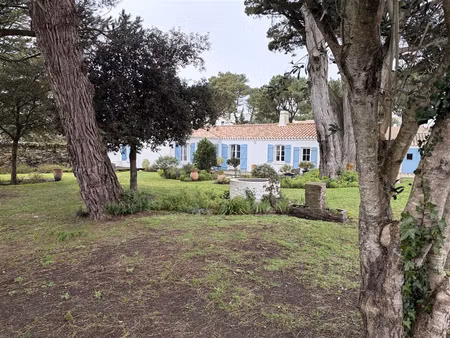 l herbaudiere - a 100m de la plage de la liniere