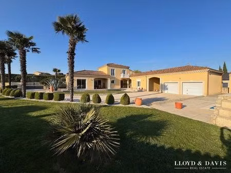 maison de luxe de 6 pièces en vente à beauvallon  france