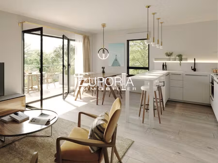 appartement t3 de 43 11m² avec extérieur de 2 4m2 centre leval