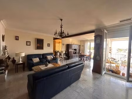 appartement t4 dans maison de caractère