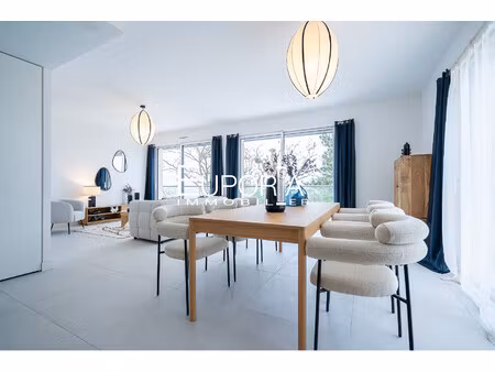 maison sur toit t4 105m2 avec 108 m2 de terrasse avec vue d'exce