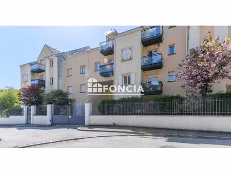 à vendre – charmant f3 au dernier étage à villenoy  proche gare de meaux