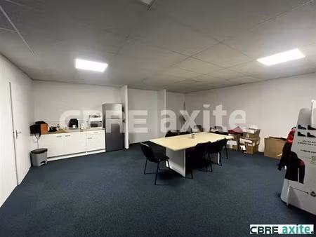 location local d'activités bourgoin jallieu 275 m²
