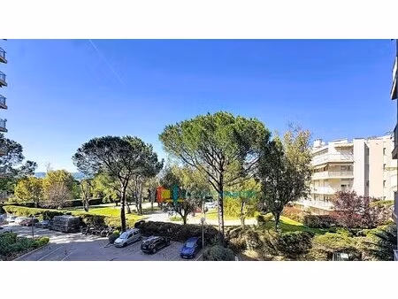 mandelieu la napoule 2 pièces parking et cave