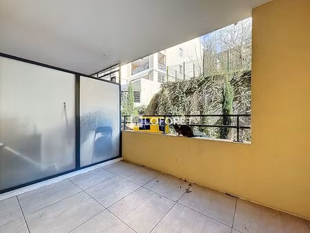 2p 40.03m² - menton - terrasse et parking