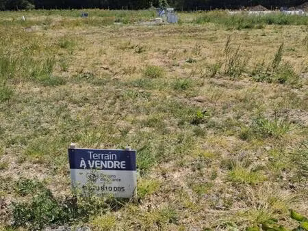 en vente terrain constructible 4 18 ares – 67 200 € |les herbiers