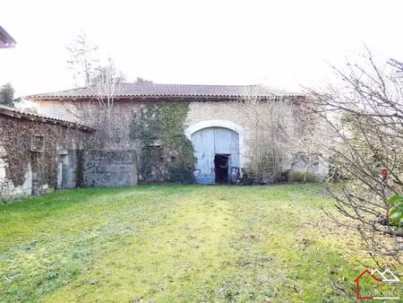 vente maison 2 pièces 183 m² à saint privat en périgord (24410)  76 500 €