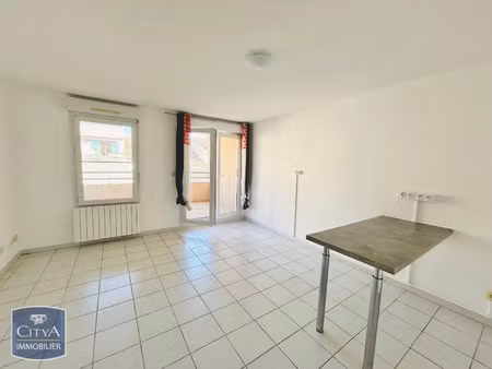 appartement à louer 2 pièces 41 m² - port-de-bouc (13) - 680€