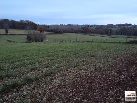 terrain constructible d'environ 2536 m²  19700 seilhac