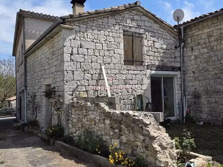 maisonnette au coeur du village