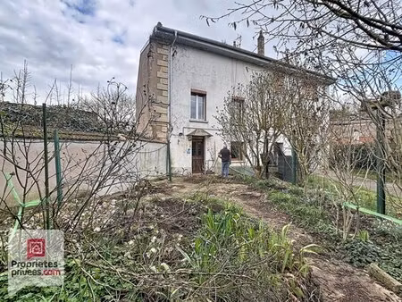 en vente appartement 90 m² – 40 000 € |vic-sur-seille