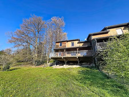 jolie maison à razès avec grande terasse et jardin