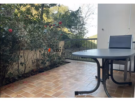 location appartement 1 pièce 32m² amelie les bains palalda 66110