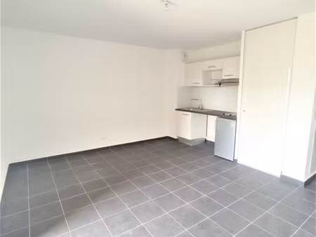 location appartement 1 pièce 27m² montpellier 34080