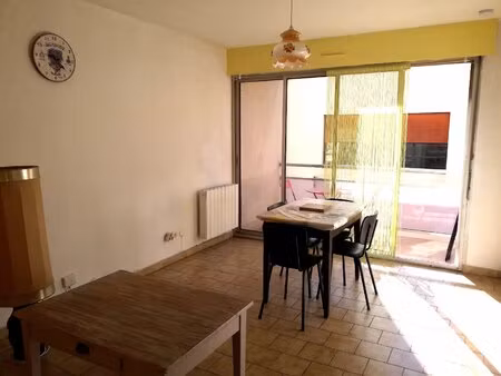 location appartement 2 pièces 26m² sete 34200
