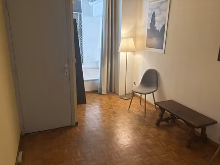 location local professionnel 35m² montpellier 34000