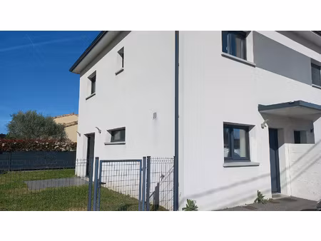 location maison 3 pièces 65m² frouzins 31270