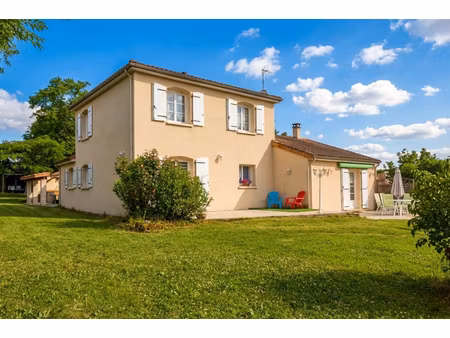 maison 4 pièces 155 m² à vendre / acheter availles-en-châtellerault 86530 ? | era immobili