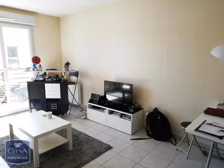 appartement à louer 2 pièces 43.02 m² - lyon 3e arrondissement (69003) - 803€