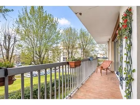 appartement de luxe de 5 pièces en vente à rueil-malmaison  île-de-france