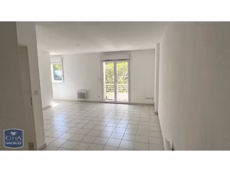 appartement à louer 2 pièces 47.31 m² - marseille (13) - 591€