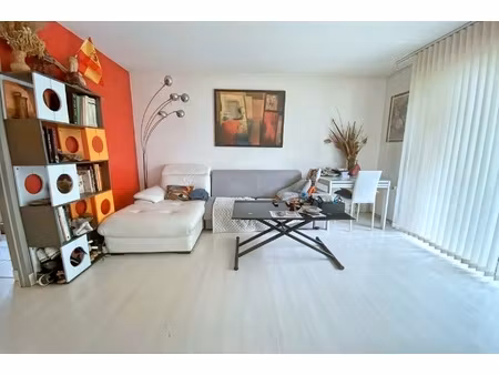 appartement 2 pièces - 54 m²