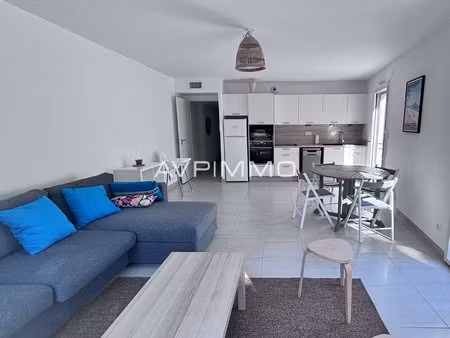 t3 rez-de-jardin 68 m2 jardin 100 m2 piscine plage à pied les lecques