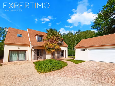 belle maison familiale de 6 pièces sur terrain de 1 416 m2 proche de toutes commodités
