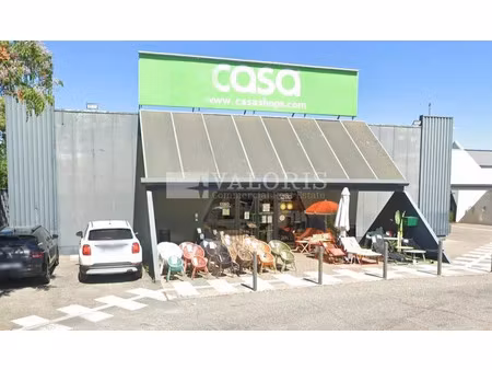 location commerce 422 m² à istres (13800)