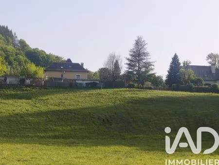 terrain à espalion (12500)