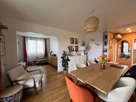 appartement saint andre les vergers 4 pièce(s) 73.23 m2