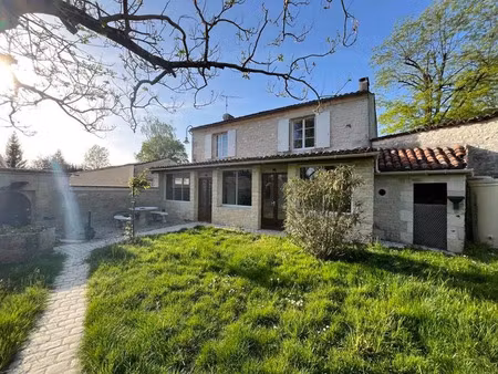 vente maison 5 pièces 157 m² à merpins (16100)  186 500 €