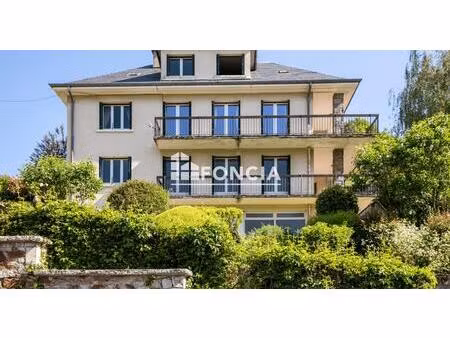 rodez - maison en pierre avec un potentiel exceptionnel – deux entrées  deux terrasses  mi