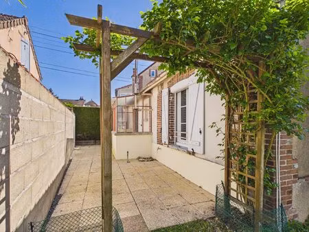 jolie maison au calme