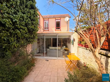 lion sur mer (maison 50m de la plage)