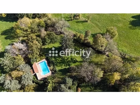 maison 10 pièces - 282 m²