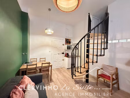 à deux pas du vieux-port  charmant appartement de 27 m2
