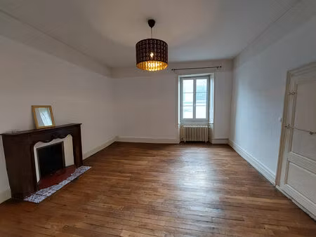 location appartement 3 pièces 70m²