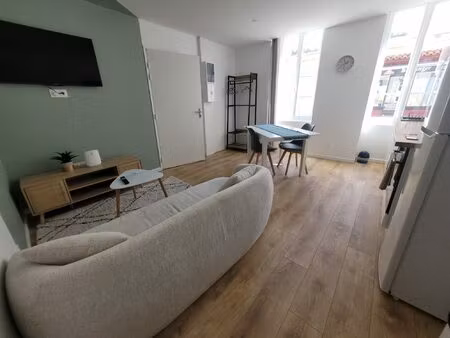 location appartement 2 pièces 32m² st jean d angely 17400