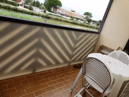 location appartement 1 pièce 20 m² à aigues-mortes (30220)