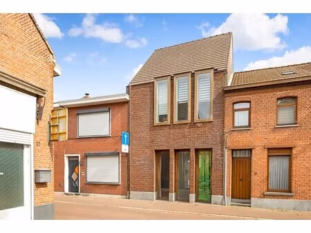 centraal gelegen handelsgelijkvloers in centrum zandvliet